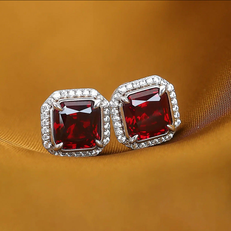 Classic Earring with Timeless Appeal