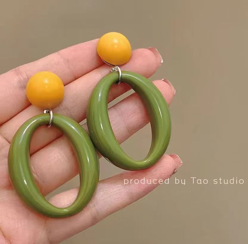 Stunning Earring for Daily Wear