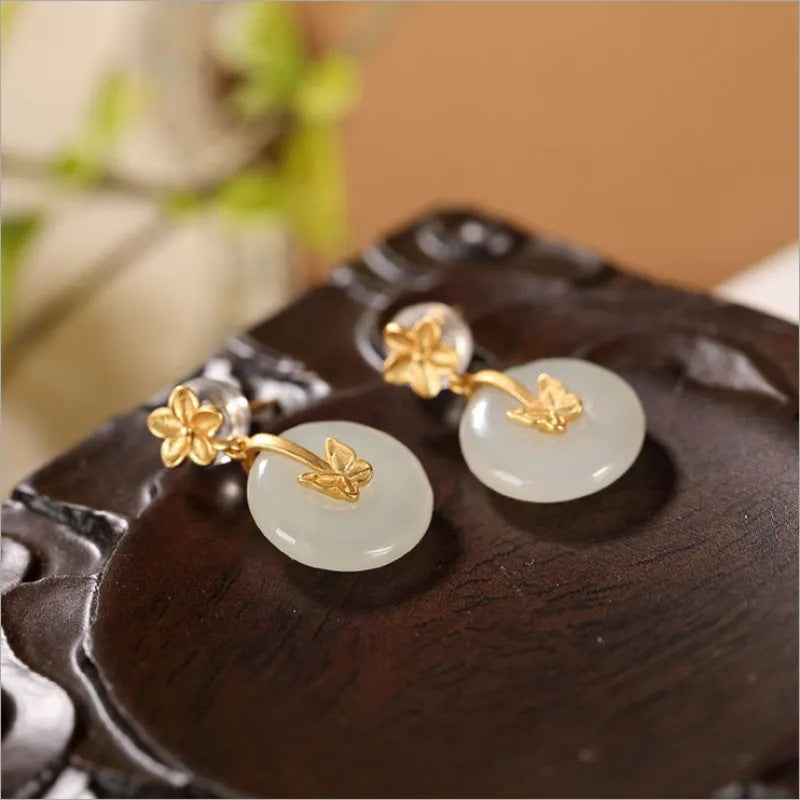 Stunning Gold Earring for Daily Wear