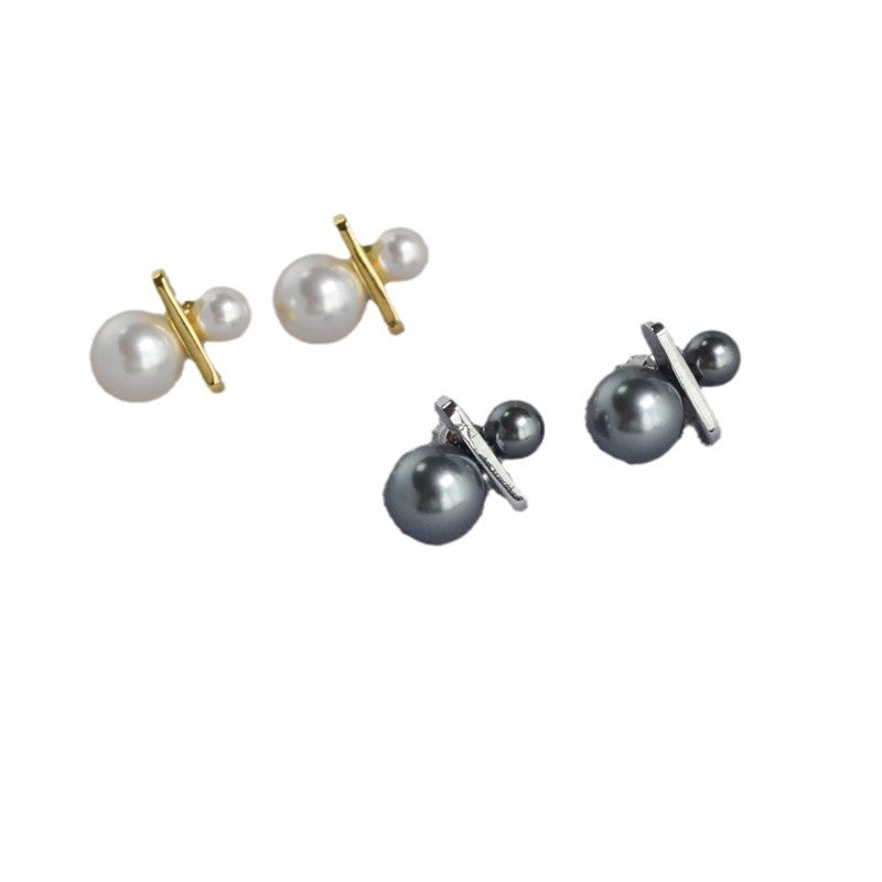 Beautiful Gold Earring with Unique Style