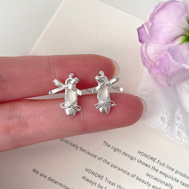 Charming Piece for Any Occasion