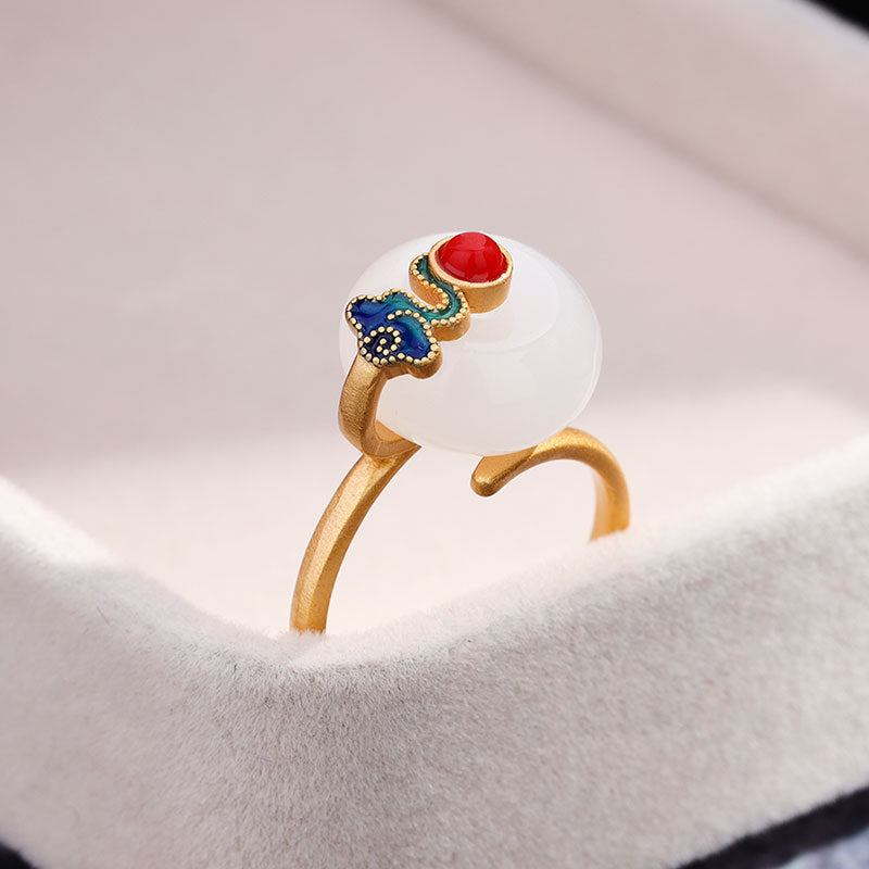 Classic Ring with Timeless Appeal