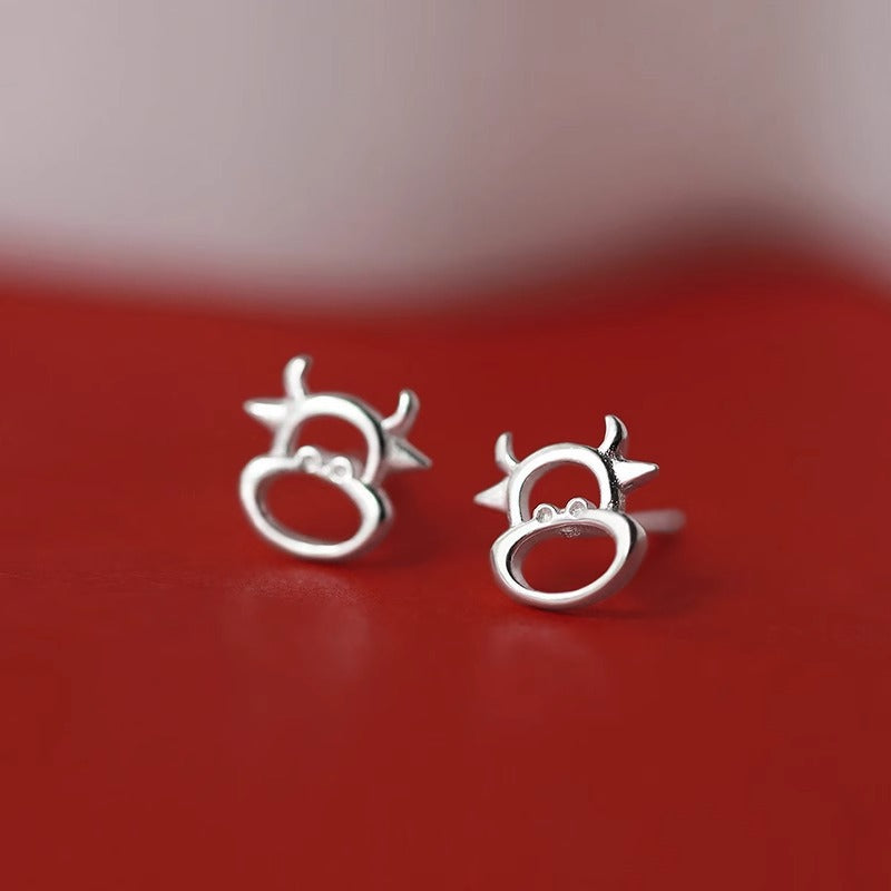 Charming Piece for Any Occasion
