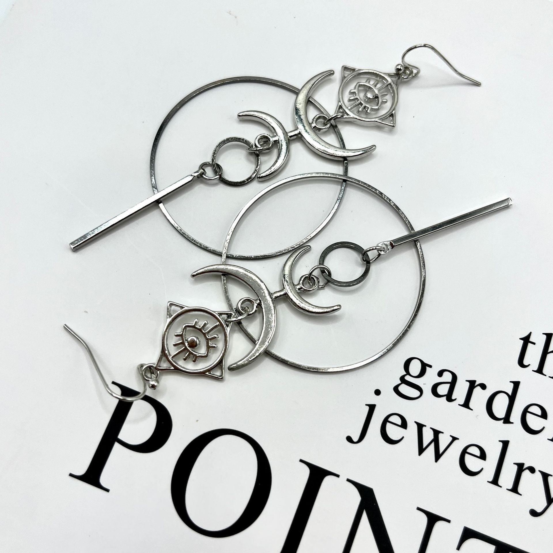 Vintage Handmade Earring