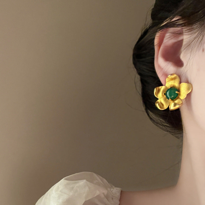 Vintage Handmade Gold Earring