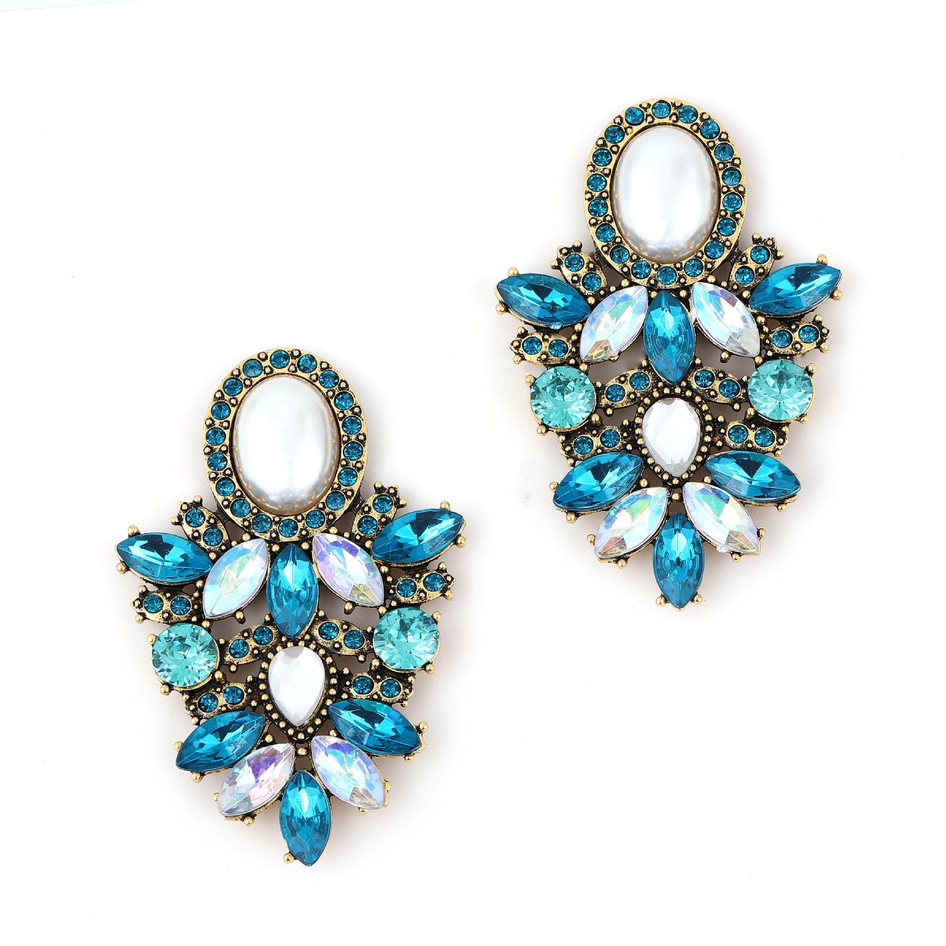 Classic Earring with Timeless Appeal