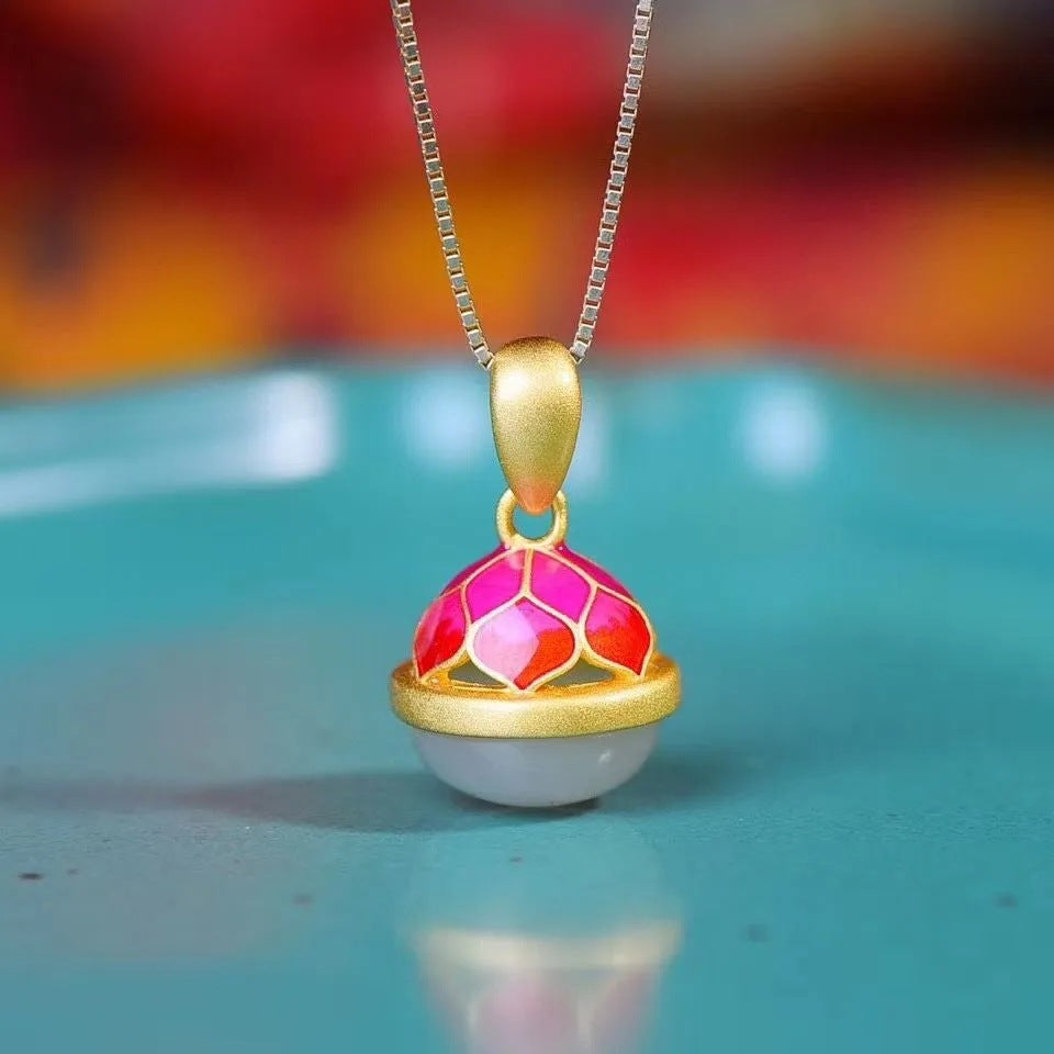 Stunning Gold Necklace for Daily Wear