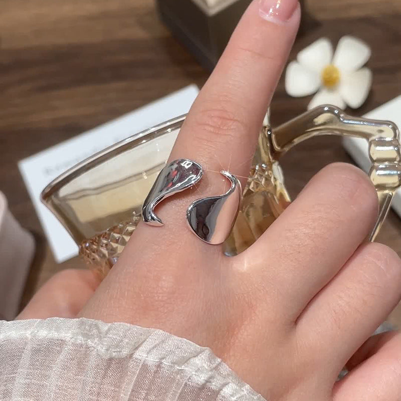Charming Piece for Any Occasion