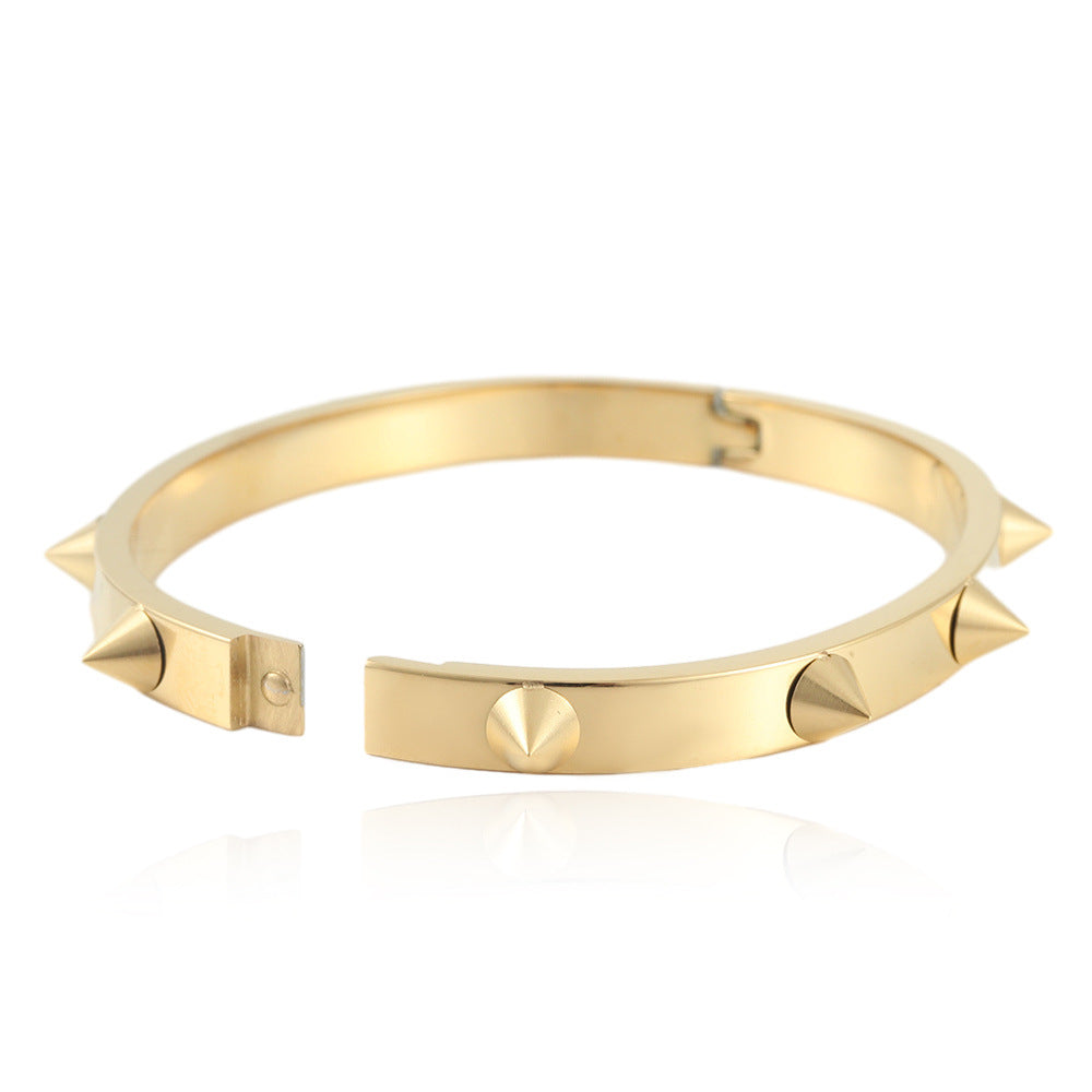 Charming Bracelet for Any Occasion