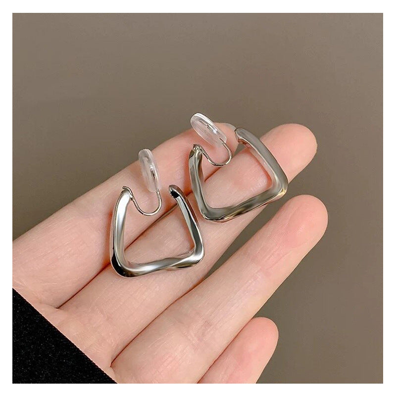 Elegant Silver Earring for Every Occasion