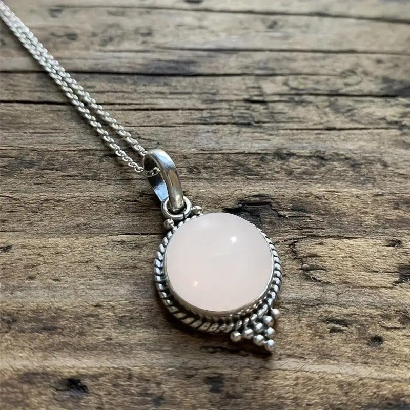 Romantic Necklace for Special Moments
