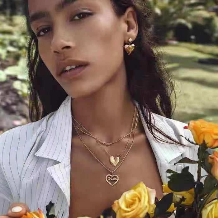 Elegant Gold Earring for Every Occasion