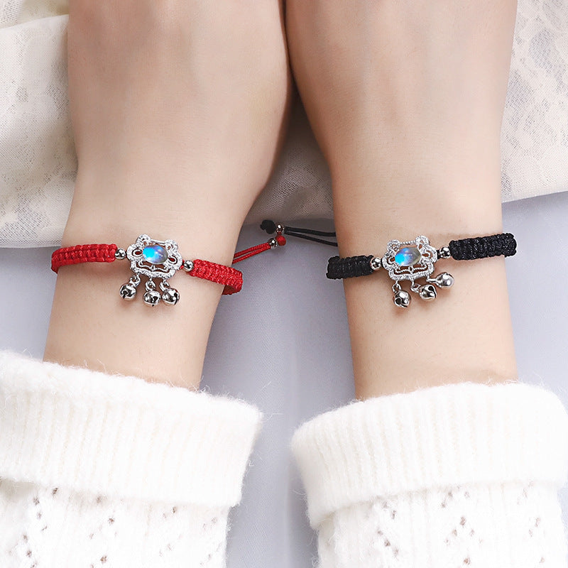 Romantic Bracelet for Special Moments
