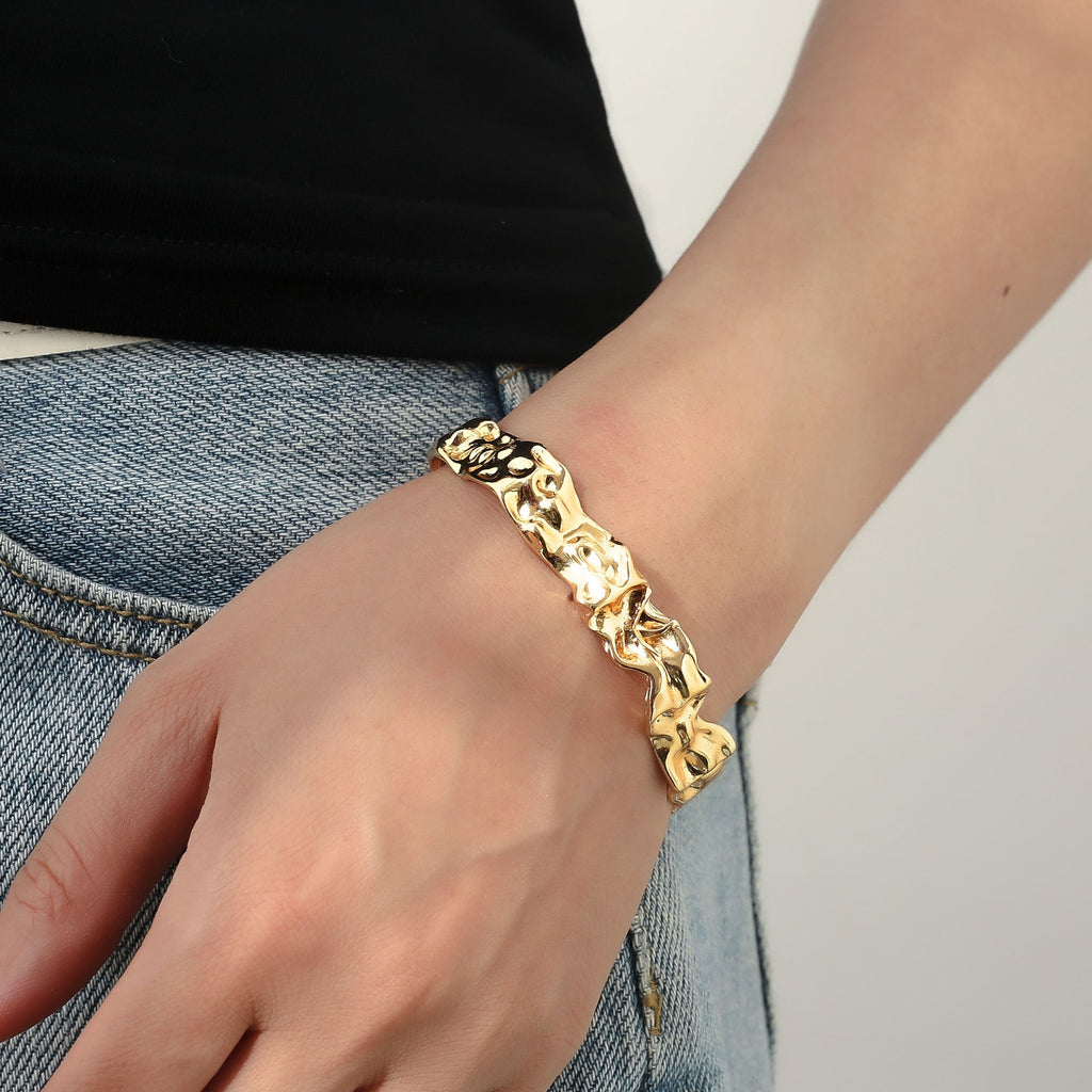 Beautiful Piece with Unique Style