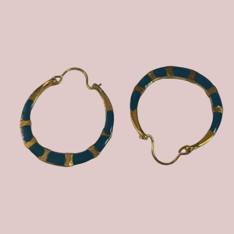 Vintage Handmade Gold Earring