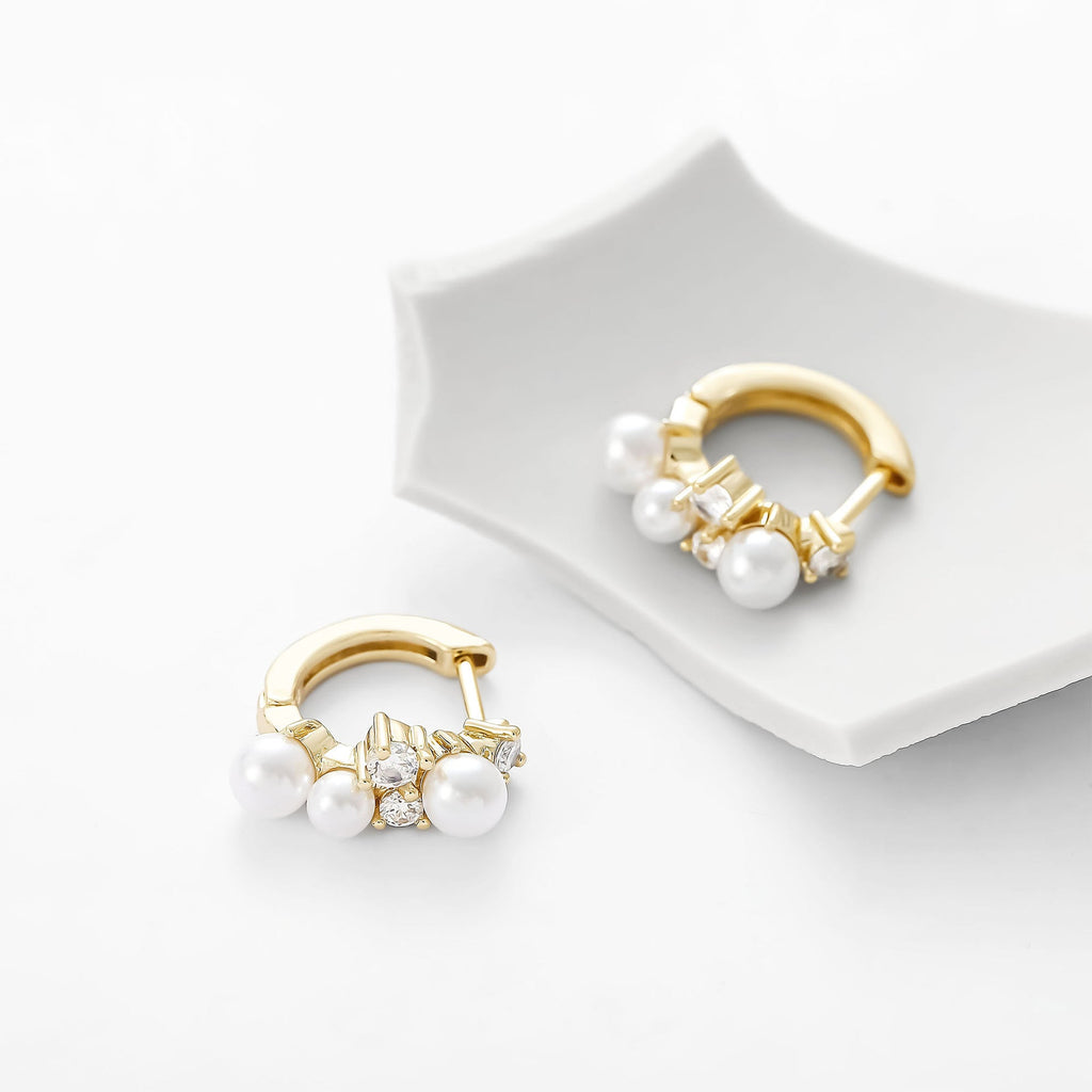 Stunning Pearl Earring for Daily Wear