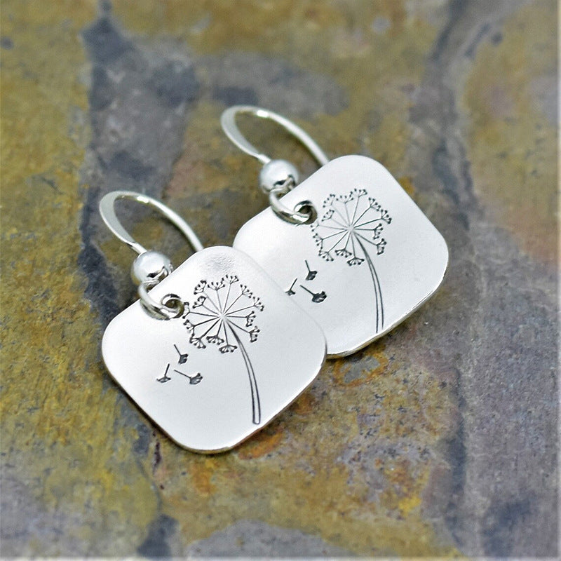 Charming Earring for Any Occasion