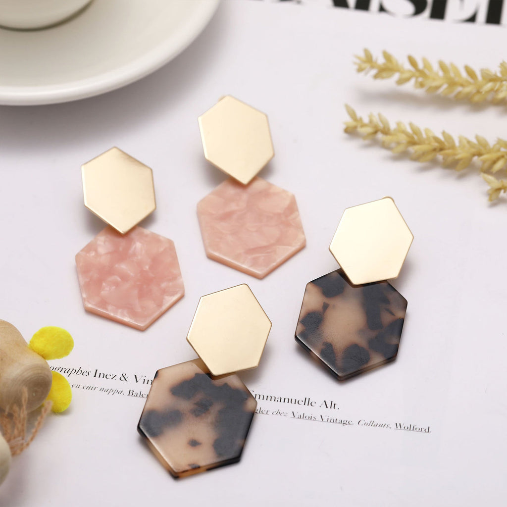 Charming Earring for Any Occasion