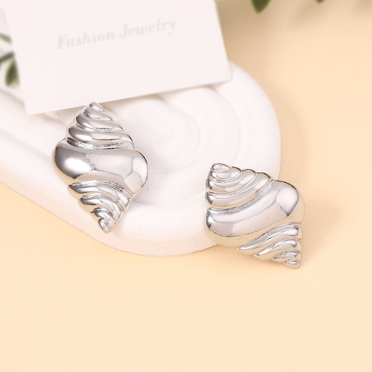 Romantic Earring for Special Moments