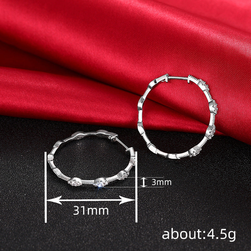 Stunning Earring for Daily Wear