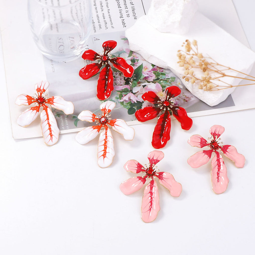 Charming Earring for Any Occasion