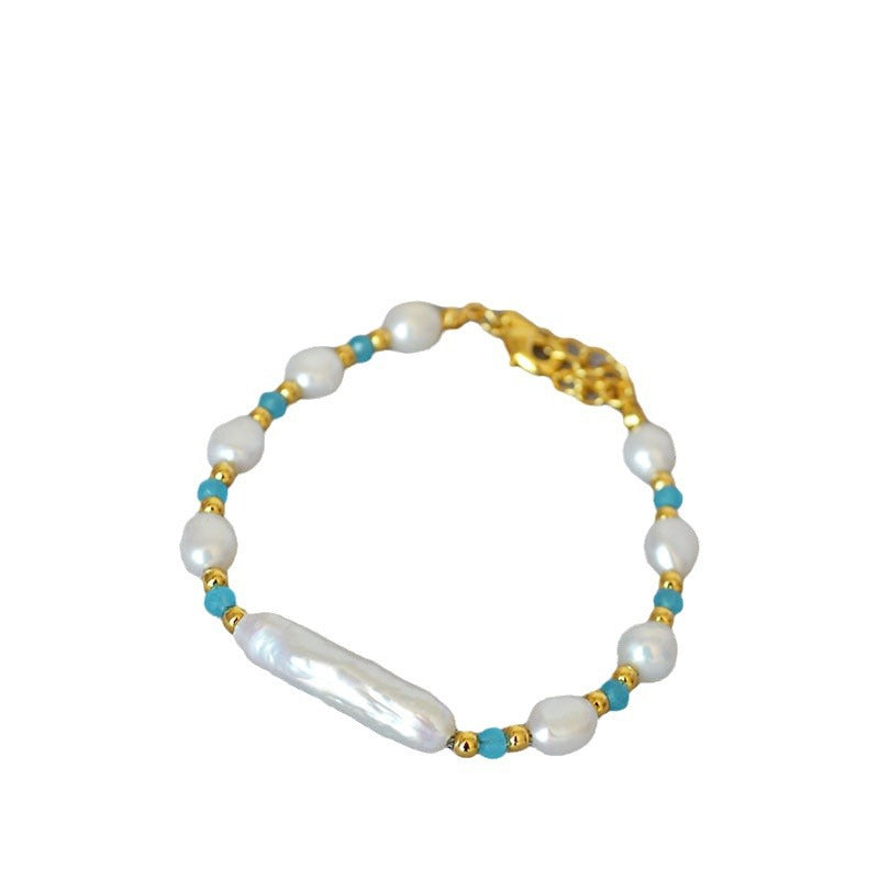 Classic Silver Bracelet with Timeless Appeal
