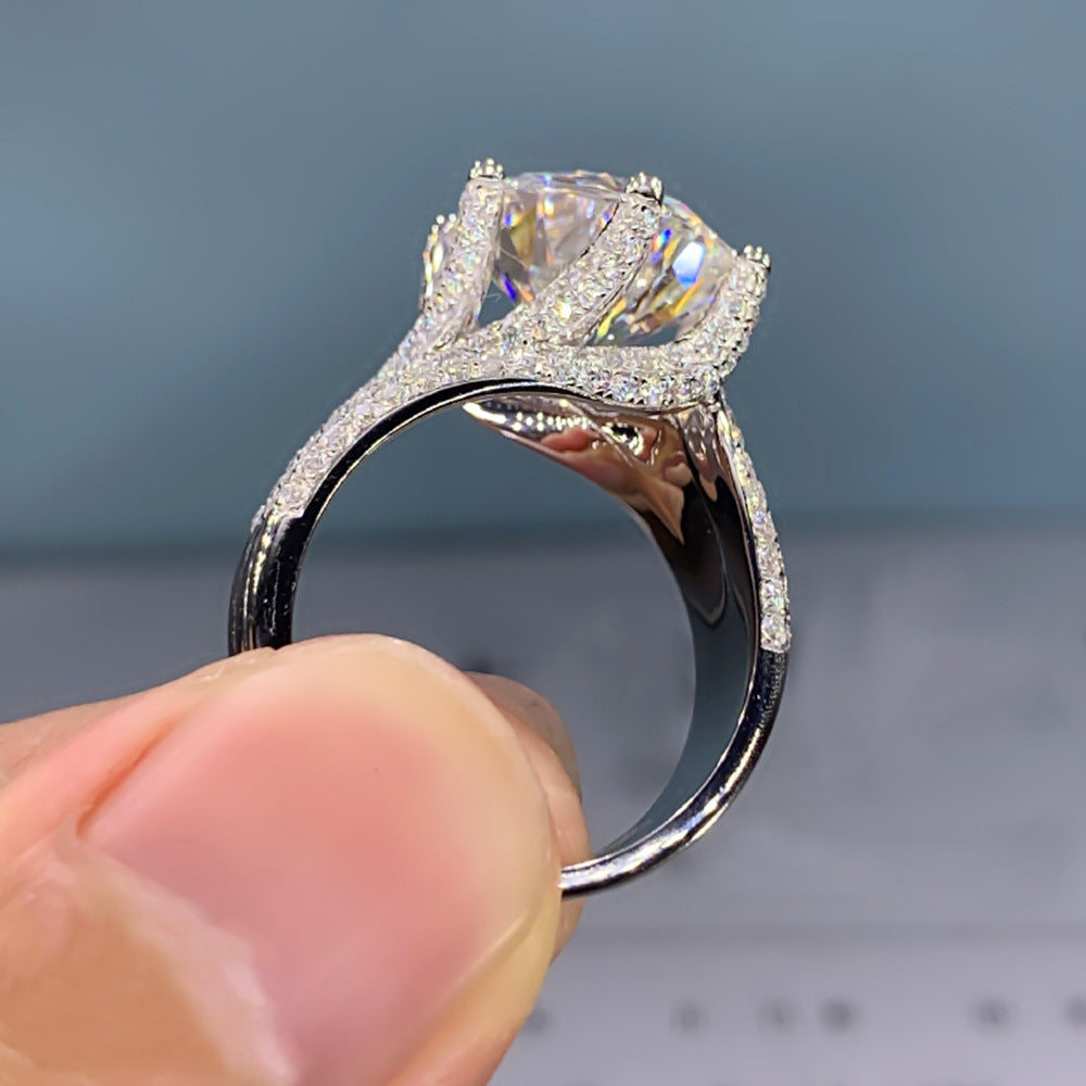 Beautiful Ring with Unique Style