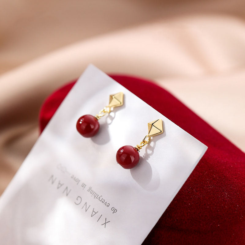 Elegant Silver Earring for Every Occasion