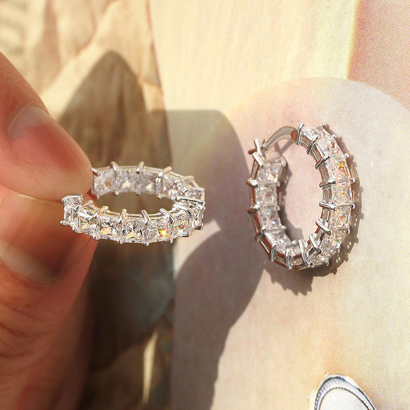 Elegant Earring for Every Occasion