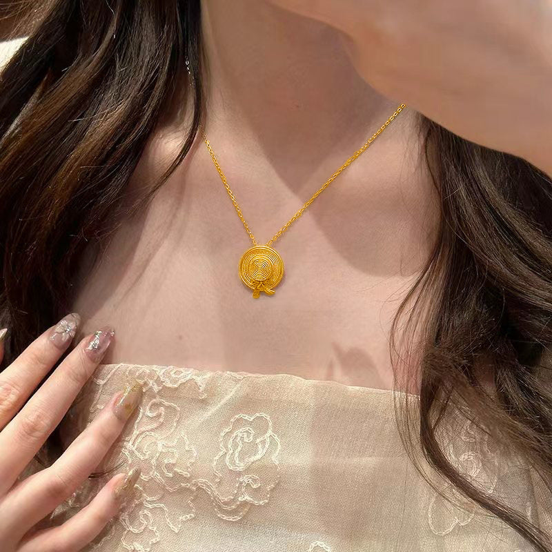 Elegant Piece for Every Occasion