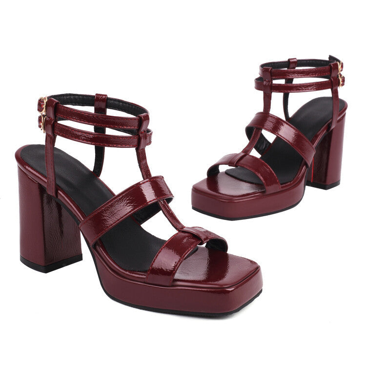 Graceful Orthopedic Sandals for Modern Look