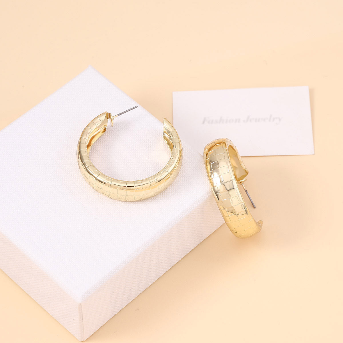 Romantic Earring for Special Moments