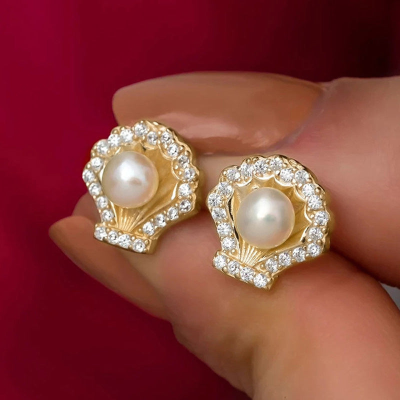 Elegant Pearl Earring for Every Occasion