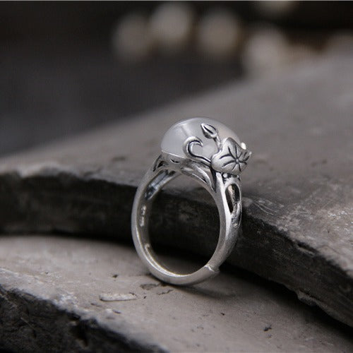 Romantic Silver Ring for Special Moments