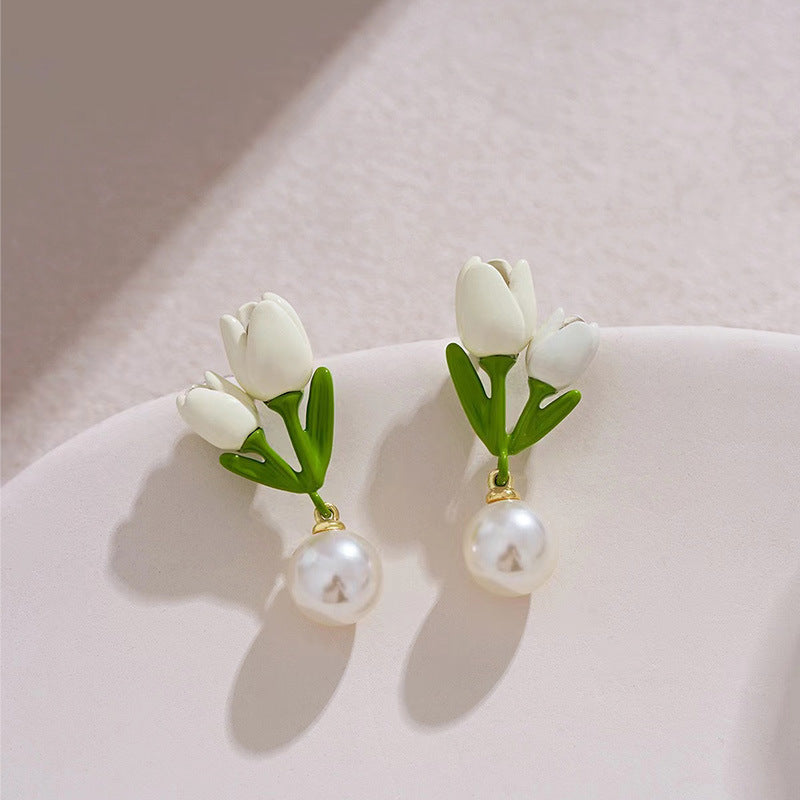 Beautiful Earring with Unique Style