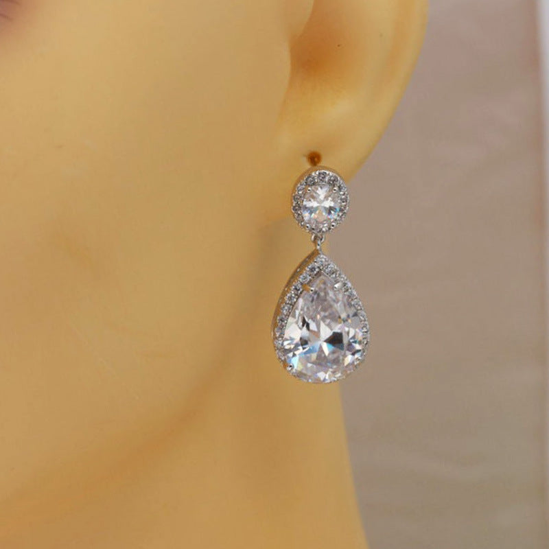 Romantic Earring for Special Moments