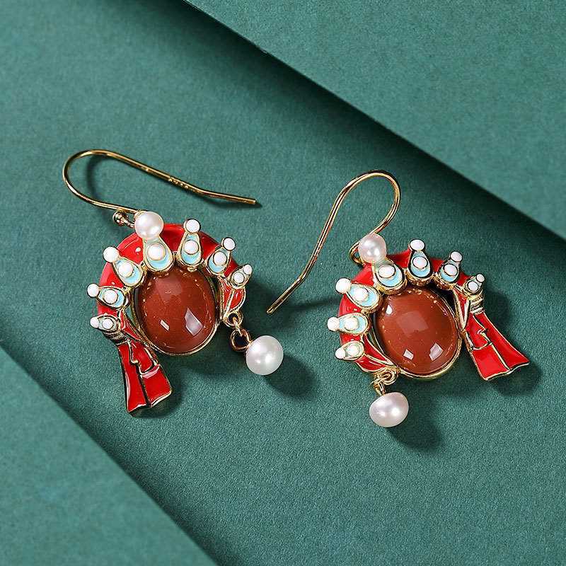 Elegant Silver Earring for Every Occasion