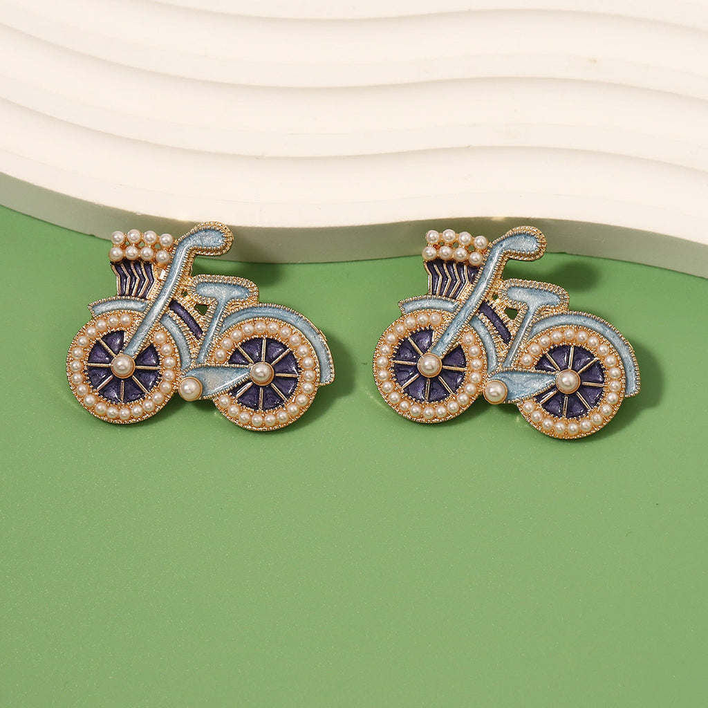 Classic Pearl Earring with Timeless Appeal