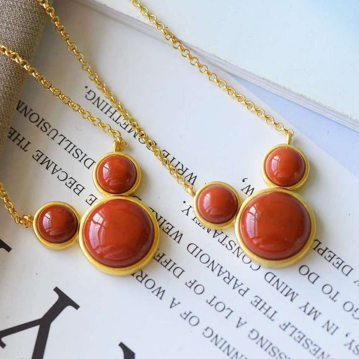 Classic Gold Necklace with Timeless Appeal