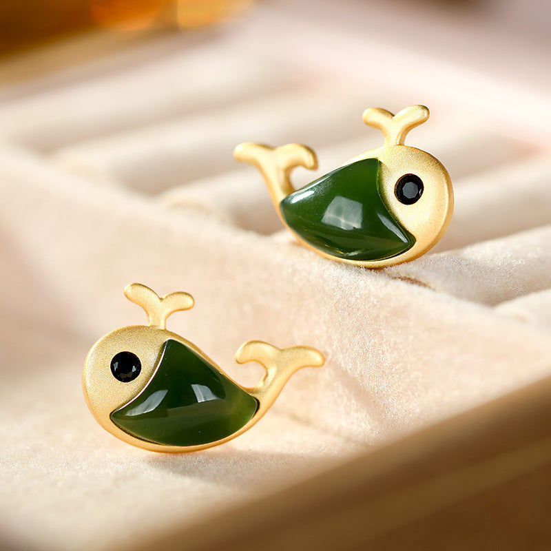 Classic Gold Earring with Timeless Appeal