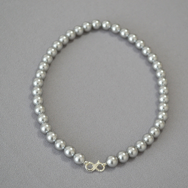 Beautiful Pearl Necklace with Unique Style