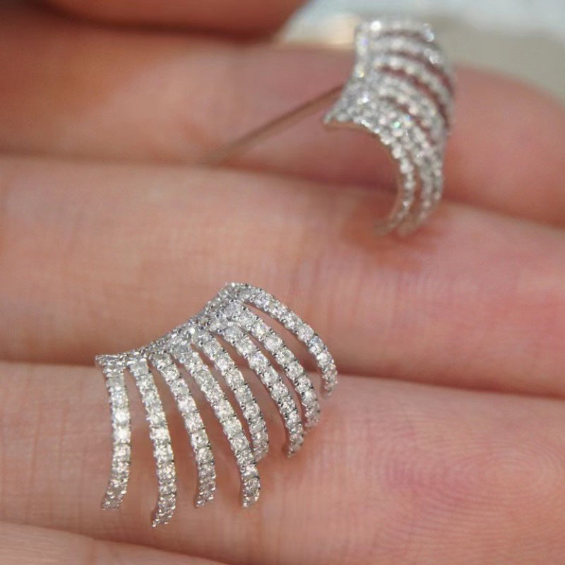 Charming Earring for Any Occasion