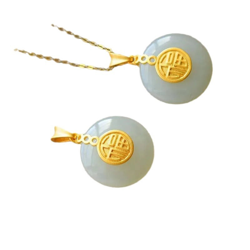 Elegant Silver Pendant for Every Occasion