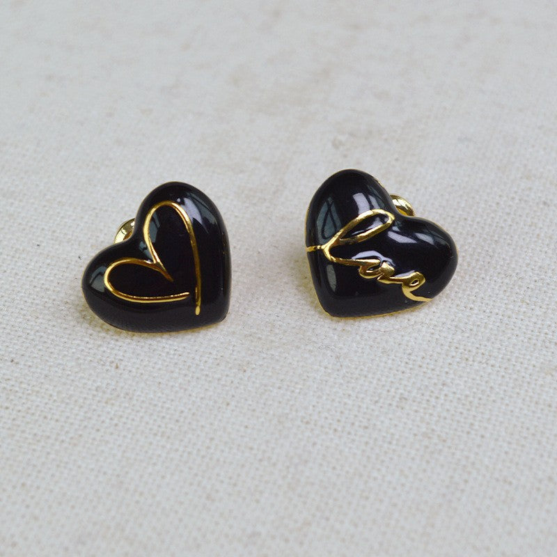 Elegant Gold Earring for Every Occasion