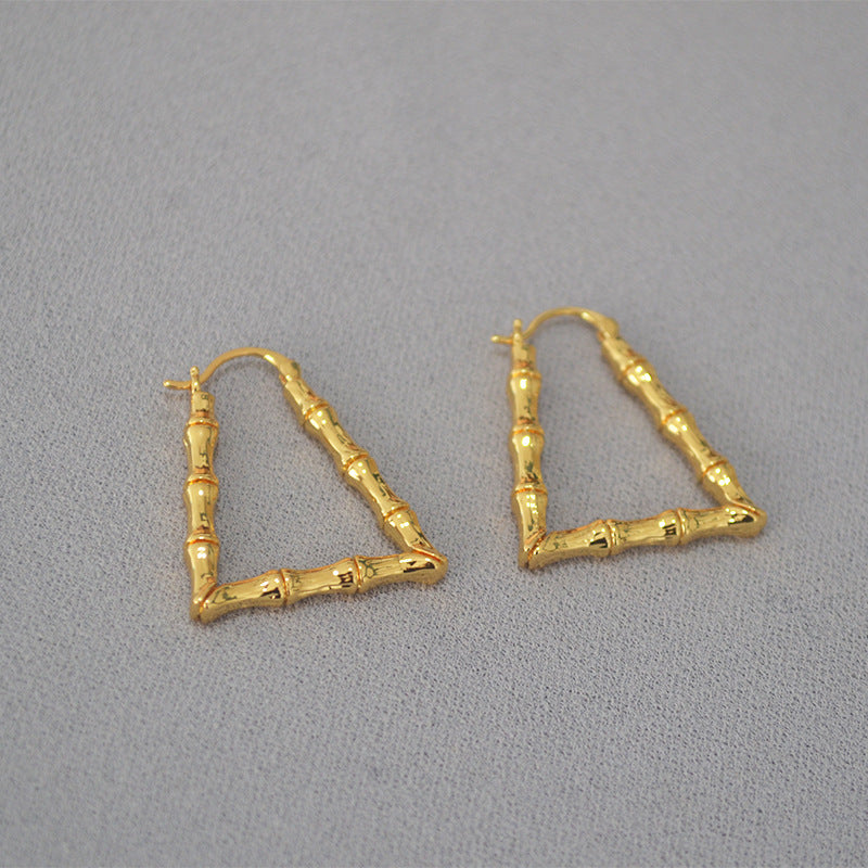 Beautiful Gold Earring with Unique Style