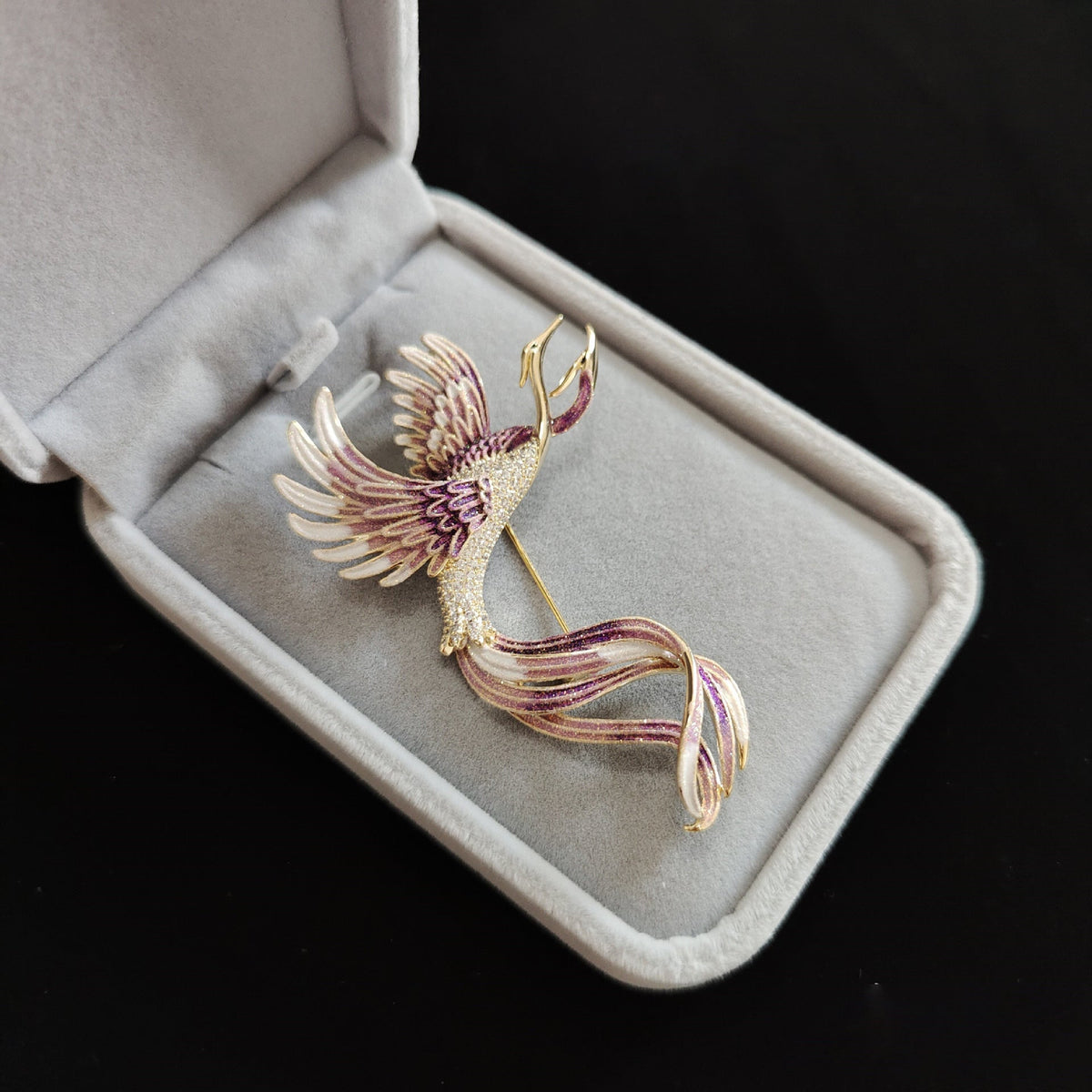 Charming Piece for Any Occasion