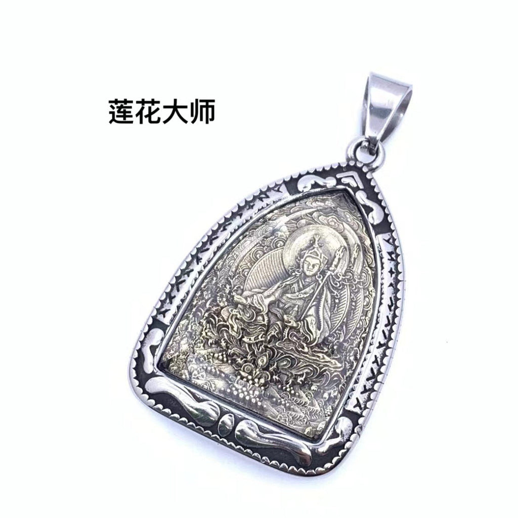 Beautiful Pendant with Unique Style