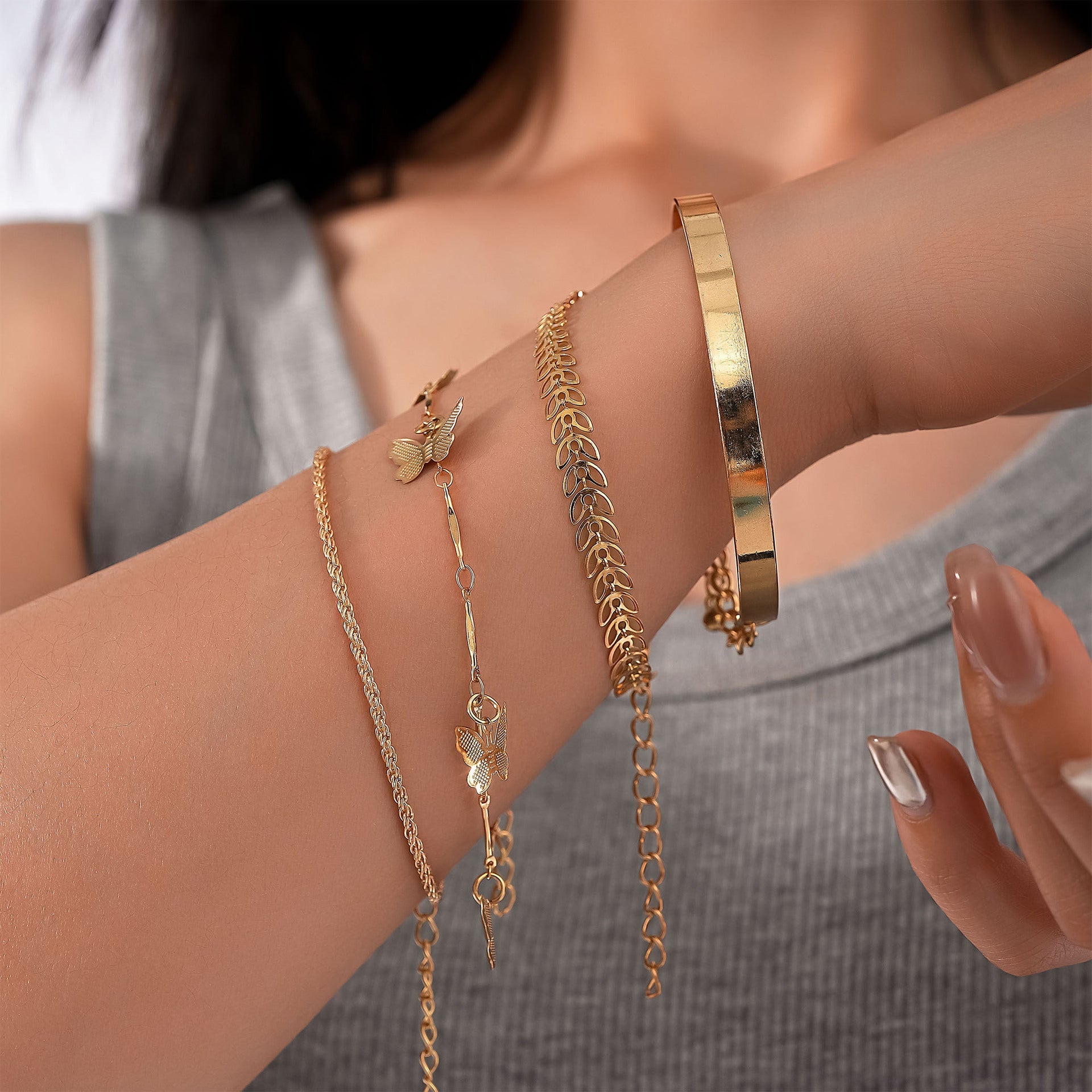 Beautiful Set with Unique Style