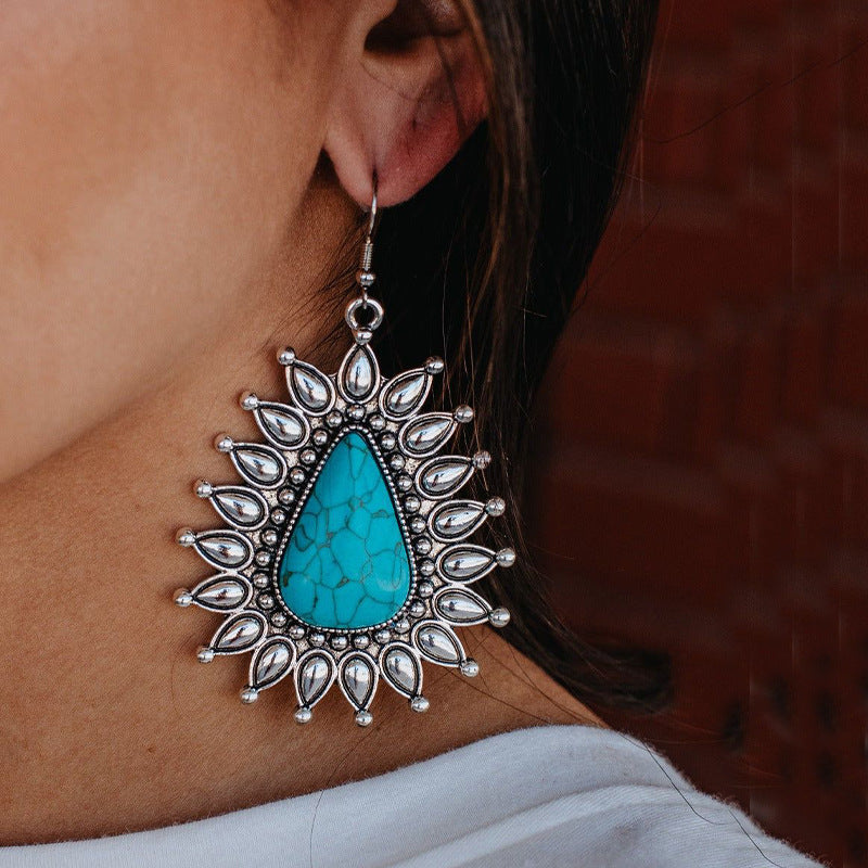 Romantic Earring for Special Moments