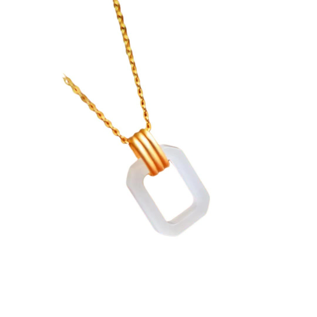 Charming Gold Pendant for Any Occasion